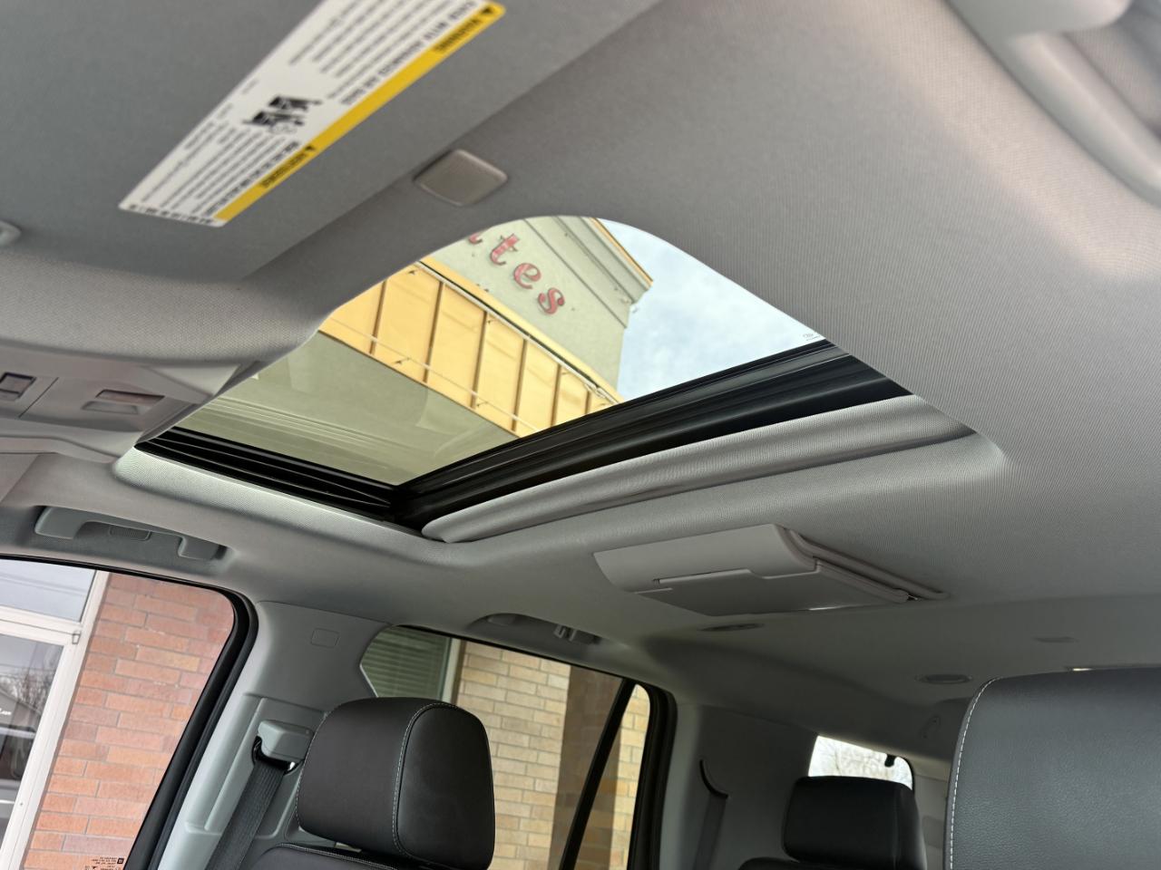 Chevrolet Tahoe 4WD 4dr Premier 2018