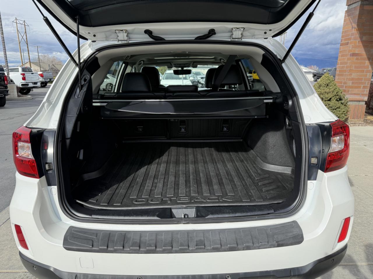 Subaru Outback 2.5i Limited 2017