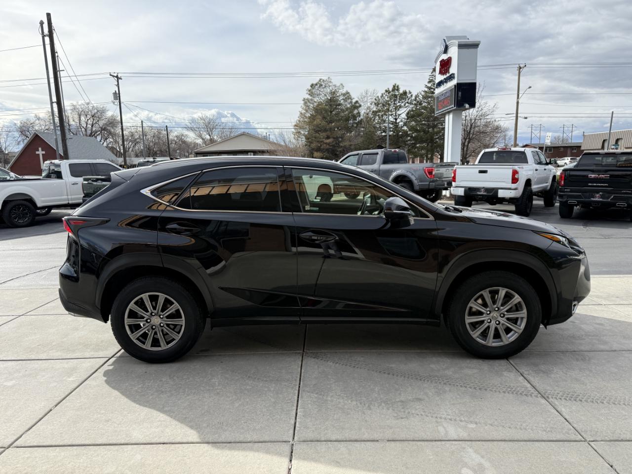 Lexus NX NX Turbo AWD 2017