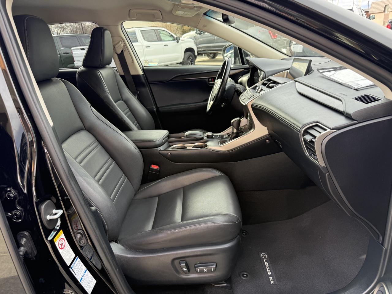 Lexus NX NX Turbo AWD 2017