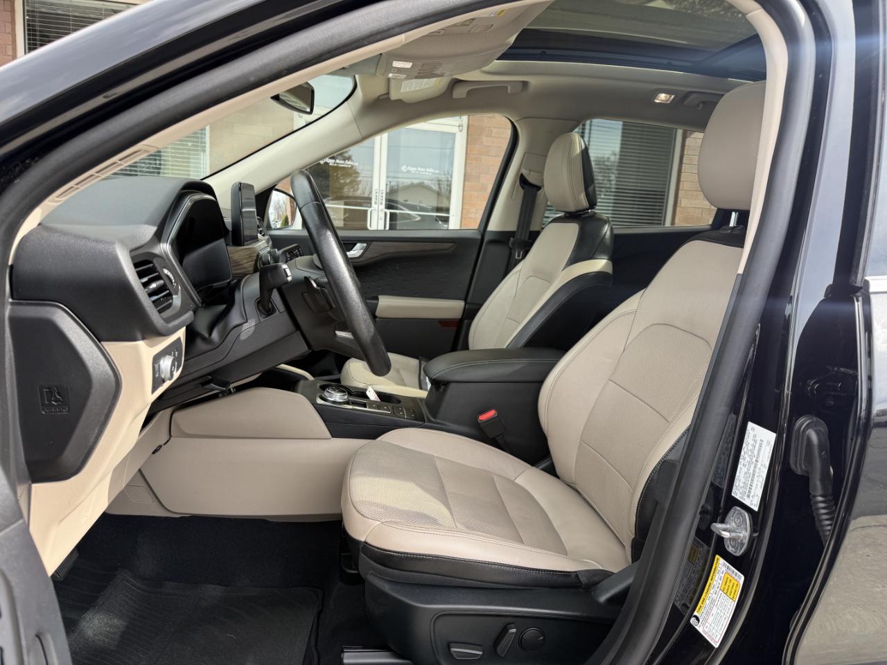 Ford Escape Titanium AWD 2020