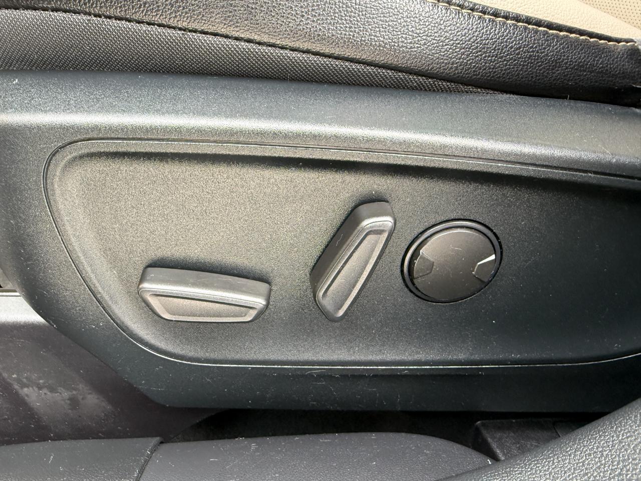 Ford Escape Titanium AWD 2020