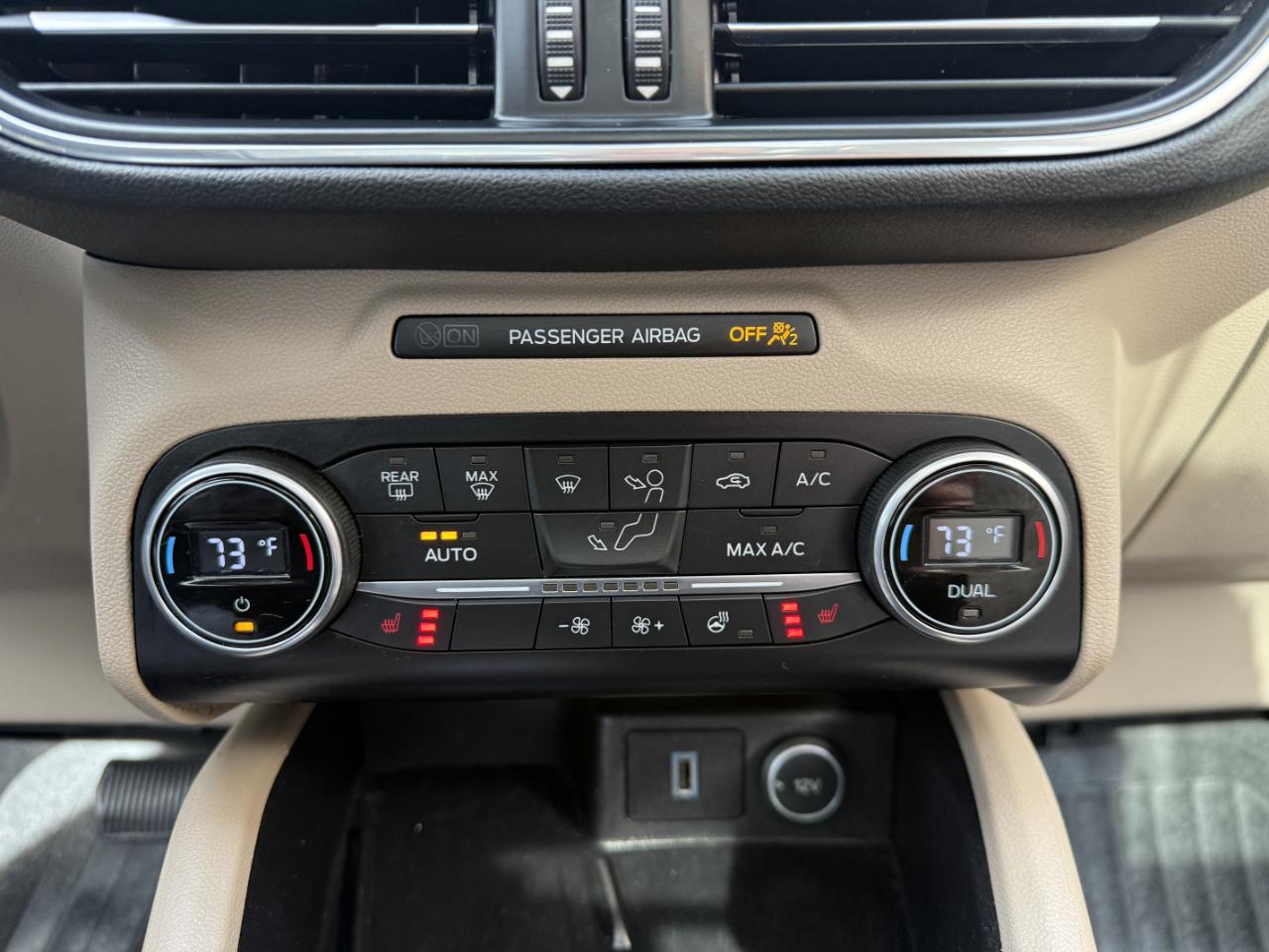 Ford Escape Titanium AWD 2020