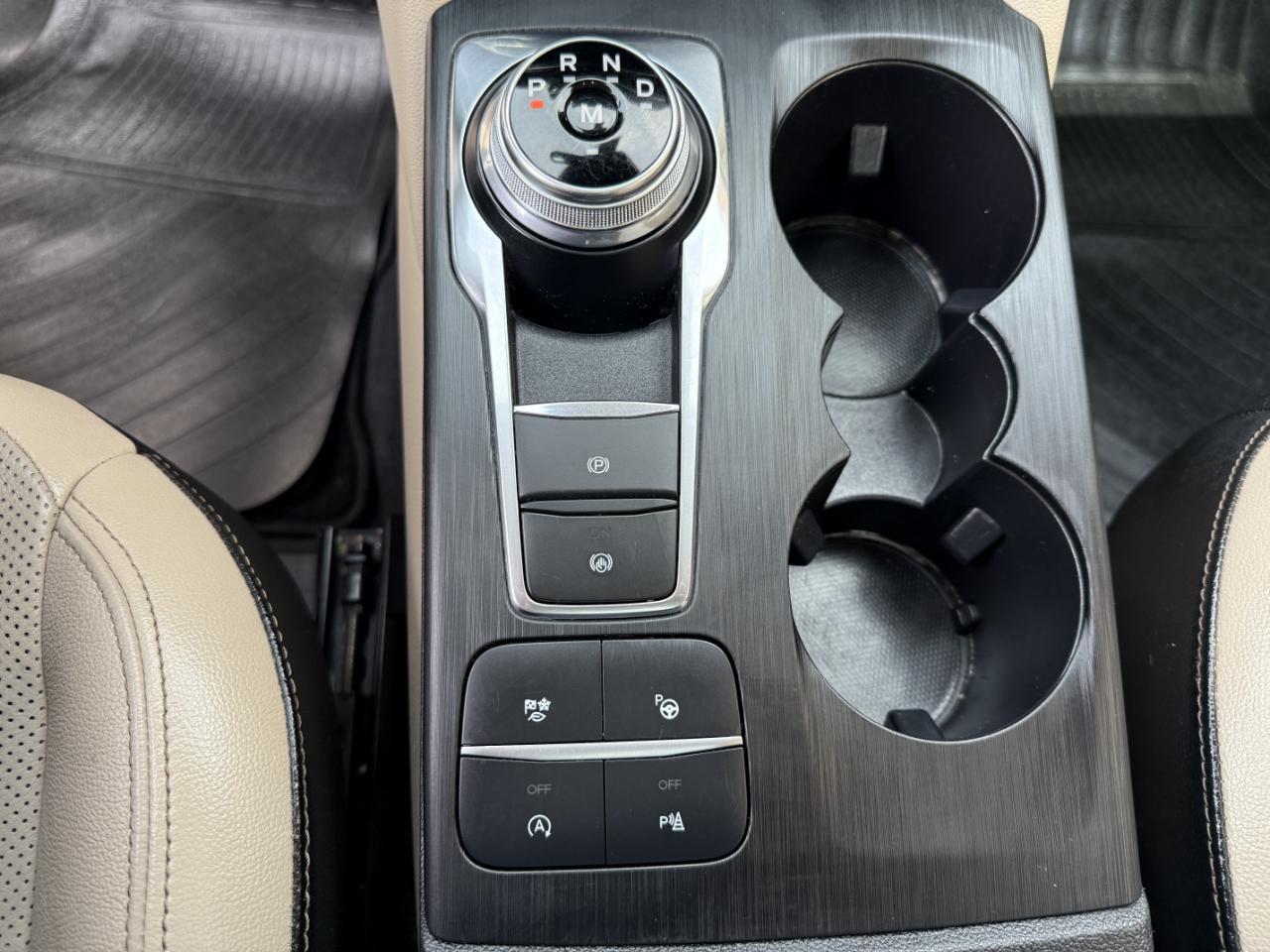 Ford Escape Titanium AWD 2020