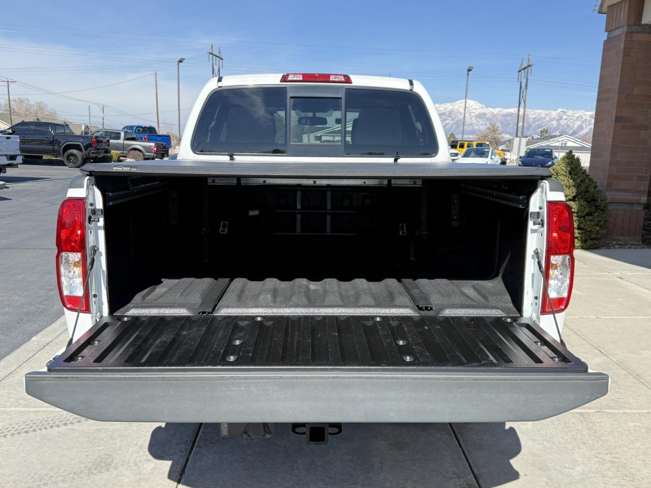 Nissan Frontier Crew Cab 4x4 PRO-4X Auto 2017