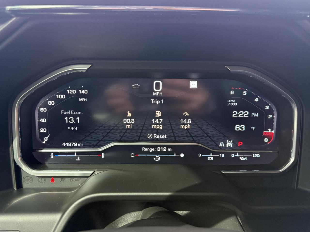 GMC Sierra 1500 4WD Crew Cab 147" AT4 2023