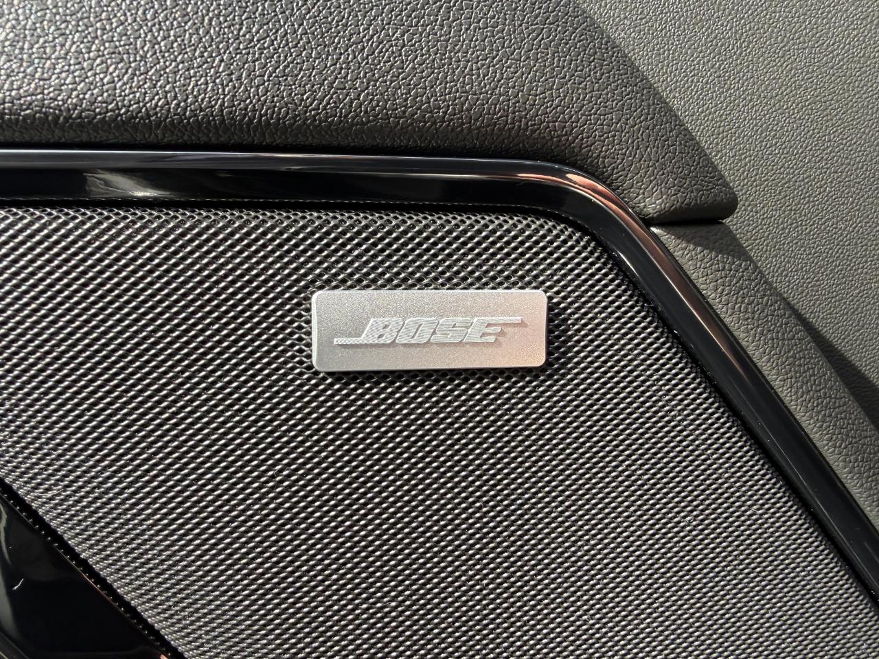 GMC Sierra 1500 4WD Crew Cab 147" AT4 2023