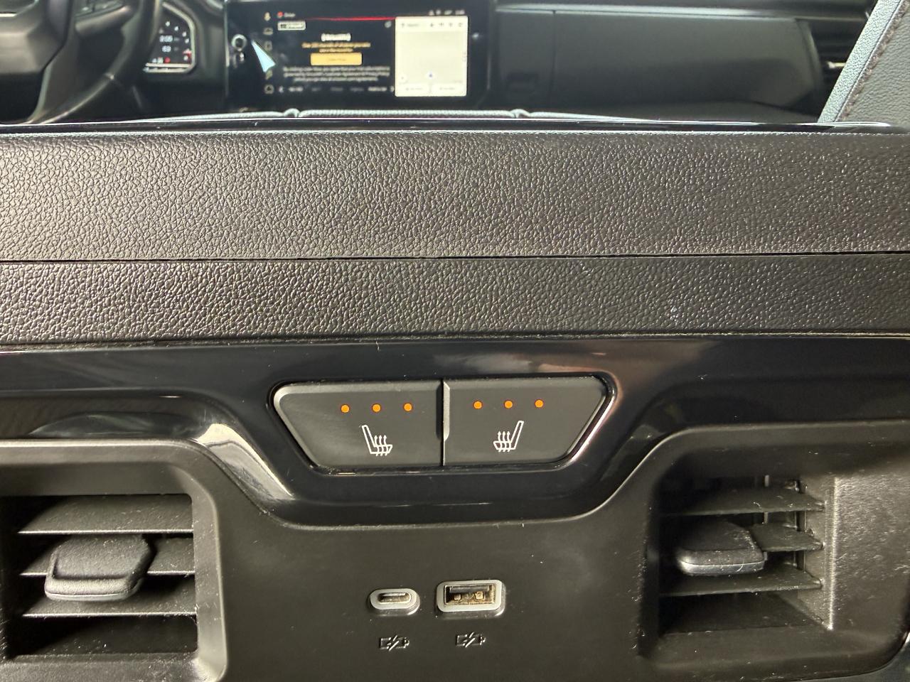 GMC Sierra 1500 4WD Crew Cab 147" AT4 2023