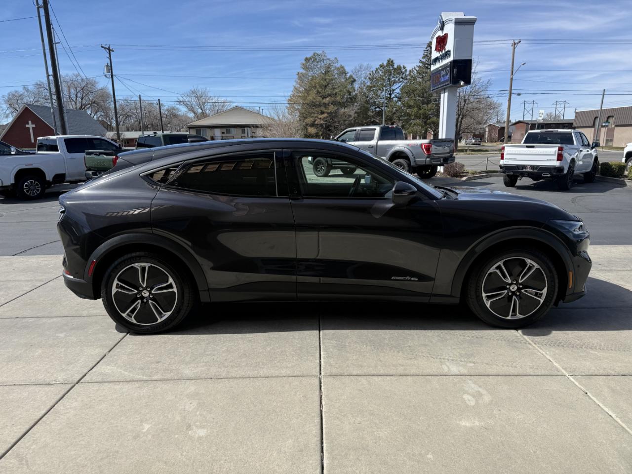 Ford Mustang Mach-E Select AWD 2022
