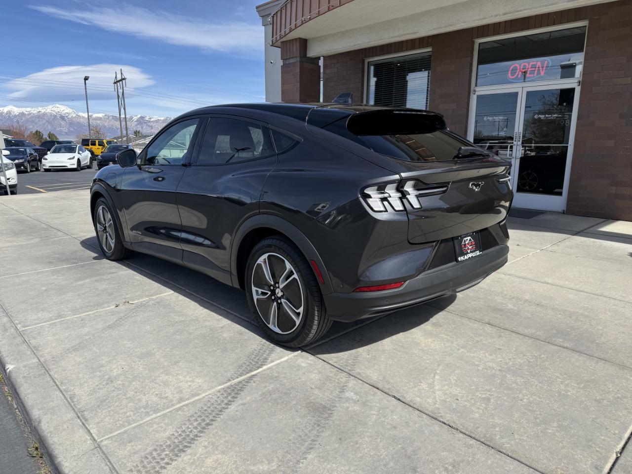 Ford Mustang Mach-E Select AWD 2022