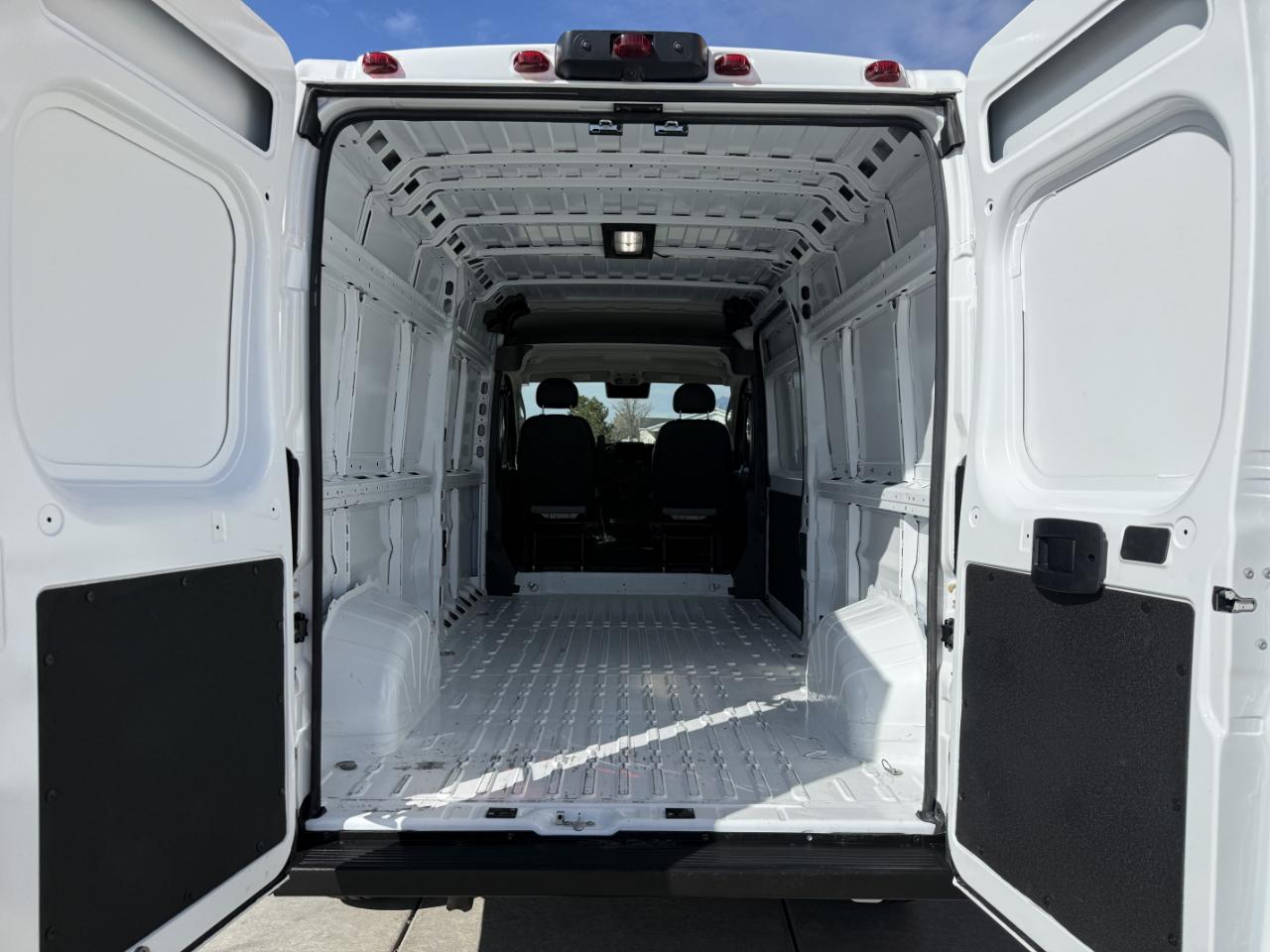 RAM ProMaster Cargo Van Tradesman 3500 High Roof 159" WB w/Pass Seat 2025