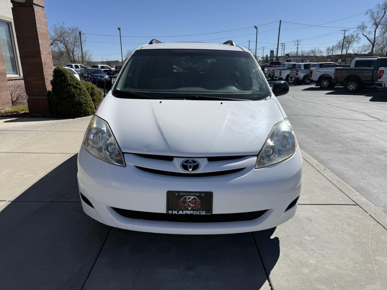 Toyota Sienna 5dr 8-Passenger Van LE FWD (Natl) 2007