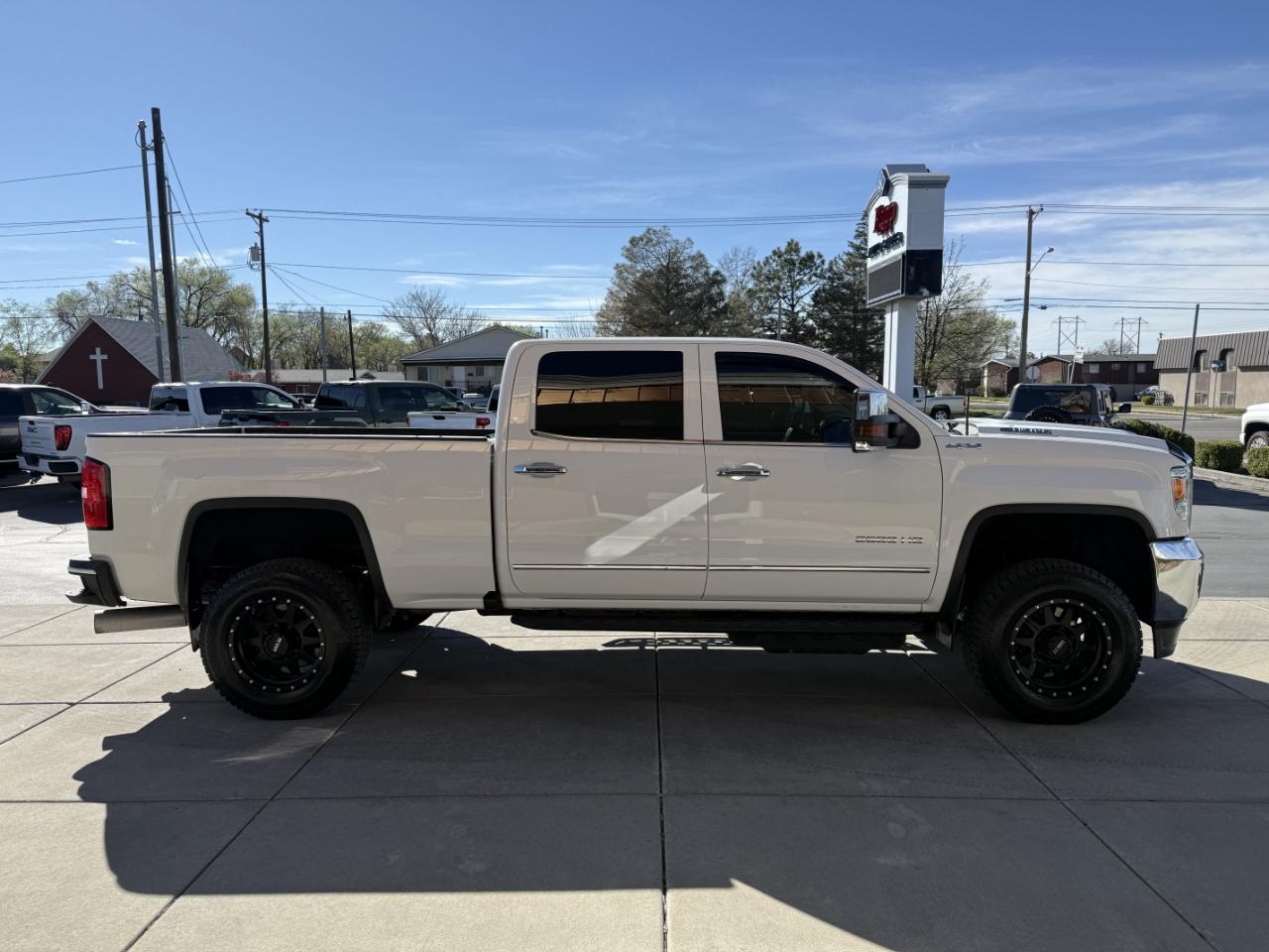 GMC Sierra 2500HD 4WD Crew Cab 153.7" SLT 2018