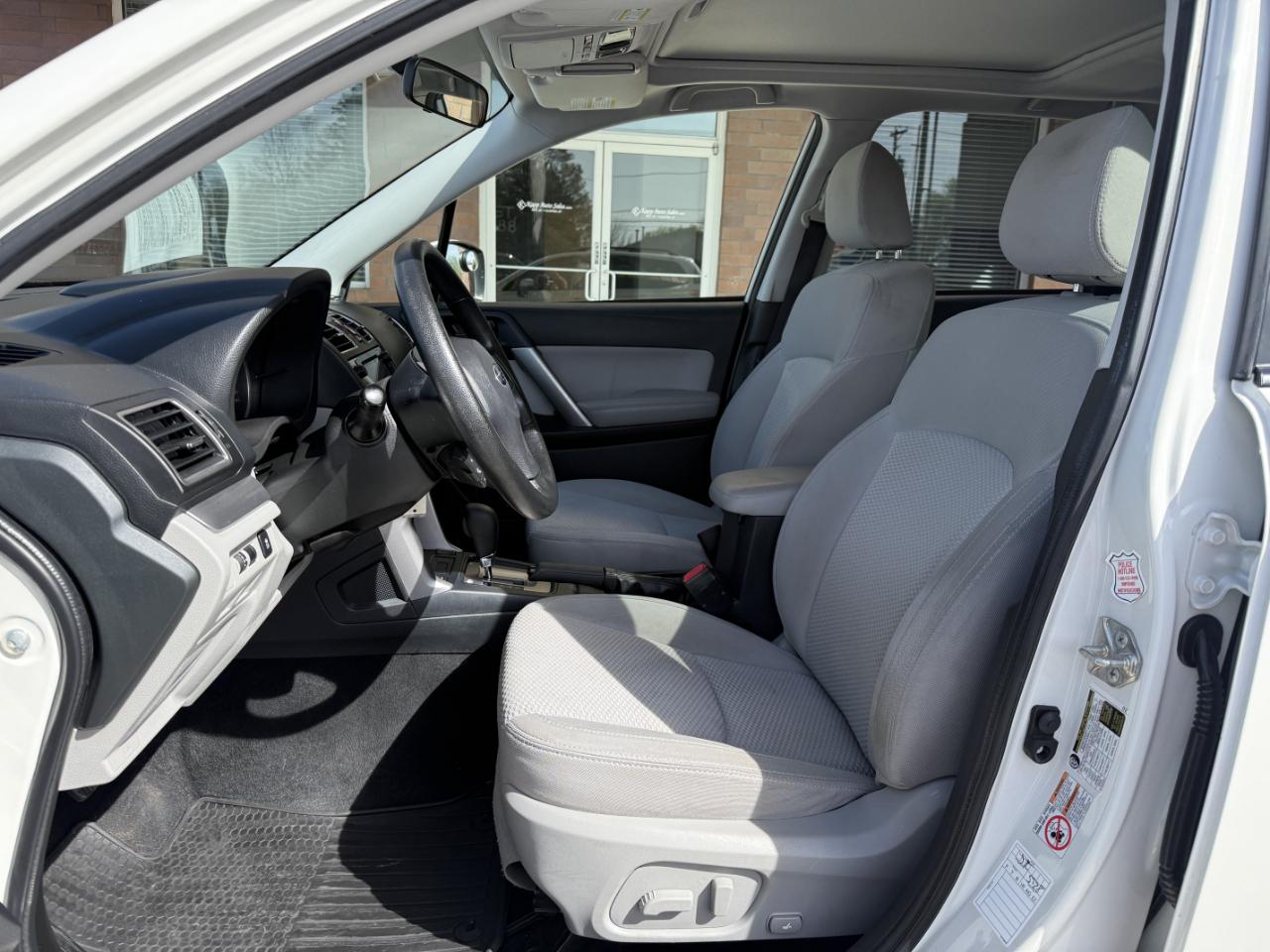 Subaru Forester 4dr CVT 2.5i Premium PZEV 2016