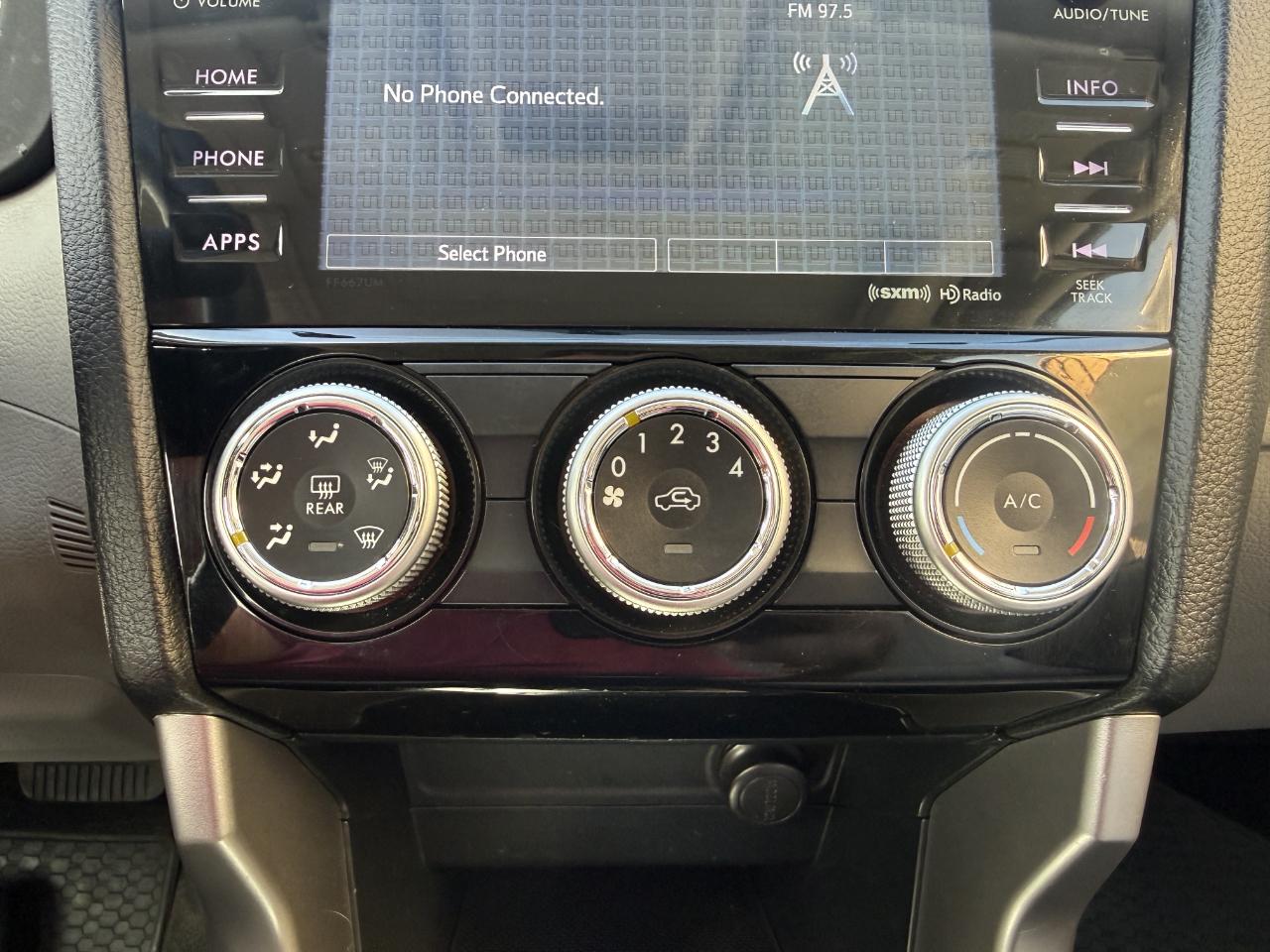 Subaru Forester 4dr CVT 2.5i Premium PZEV 2016