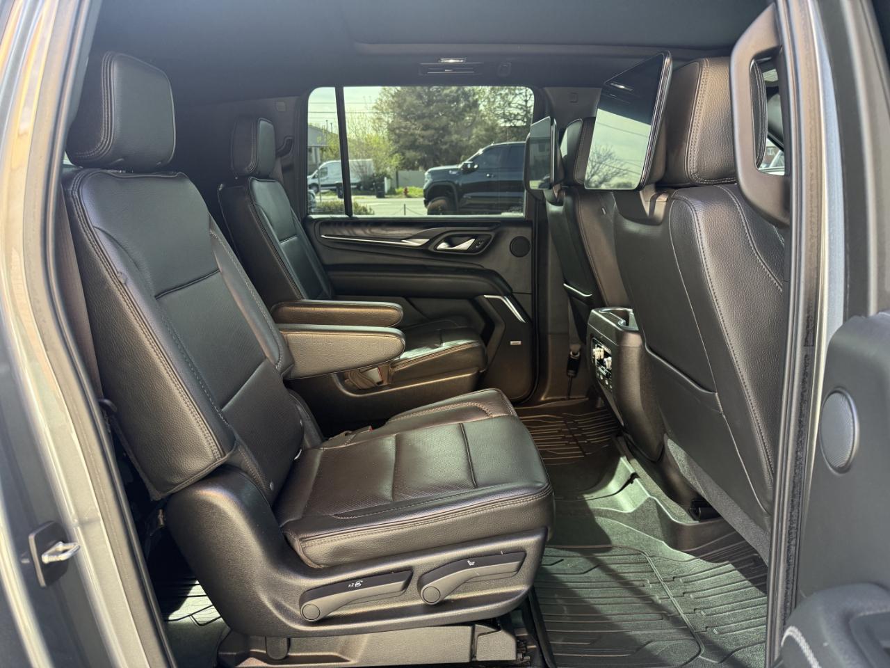 GMC Yukon XL 4WD 4dr Denali 2021
