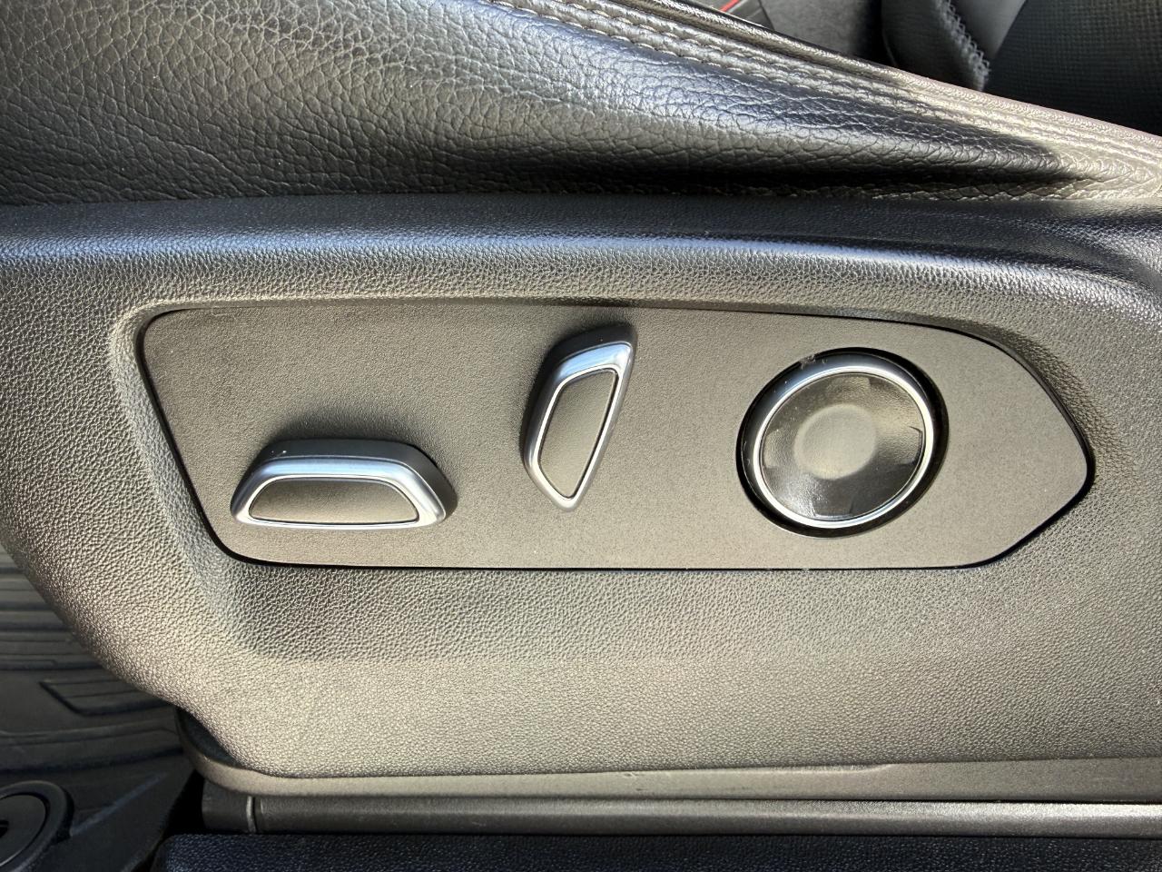 GMC Yukon XL 4WD 4dr Denali 2021