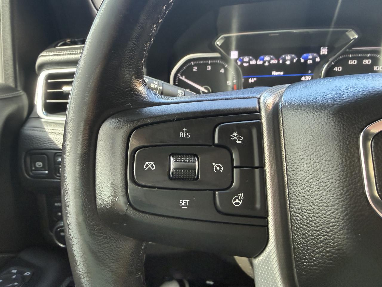 GMC Yukon XL 4WD 4dr Denali 2021