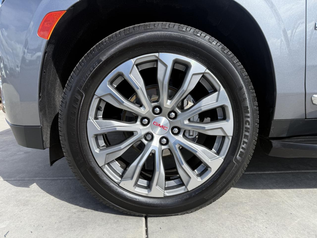 GMC Yukon XL 4WD 4dr Denali 2021