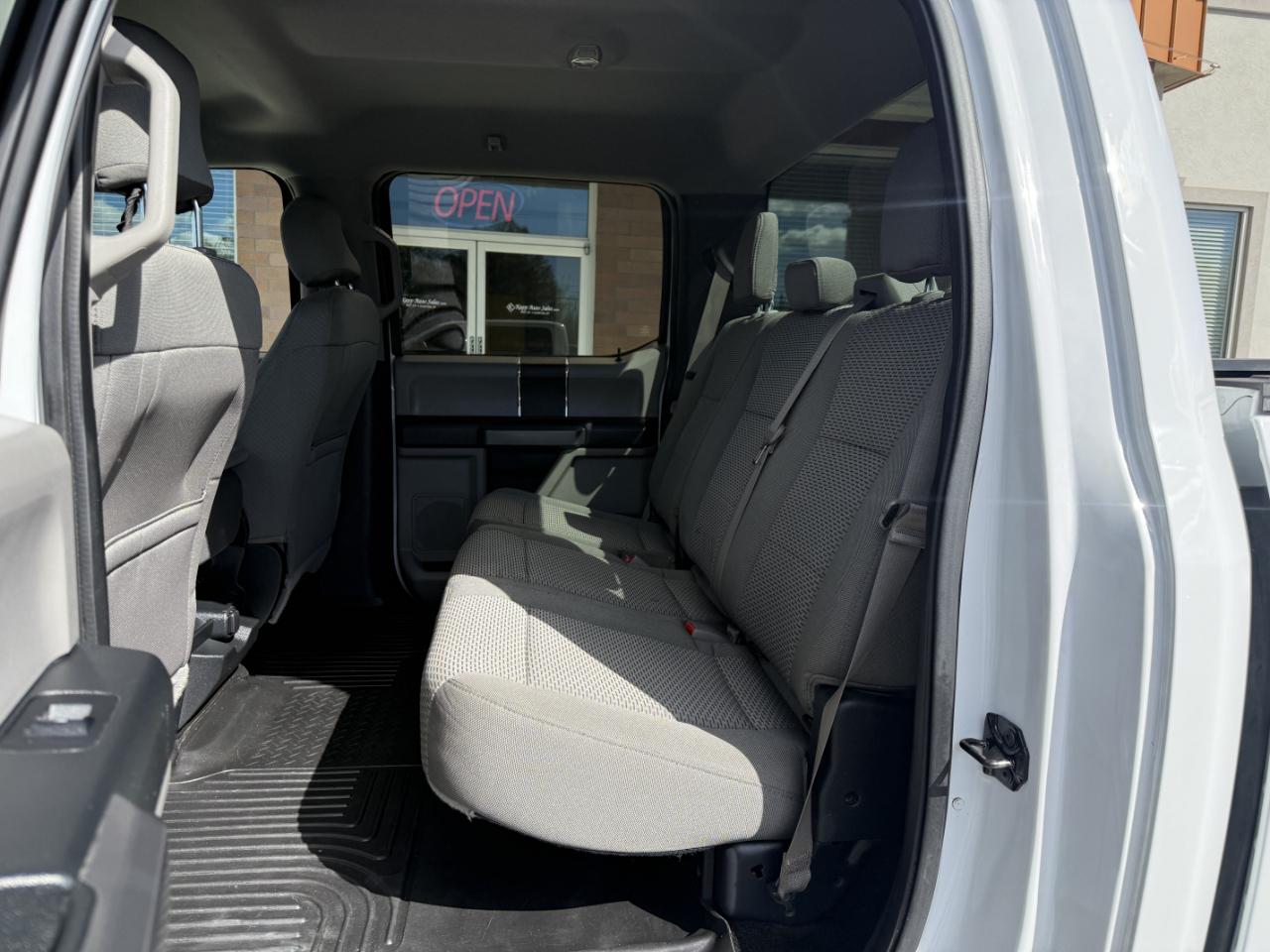 Ford F-150 4WD SuperCrew 145" XLT 2015