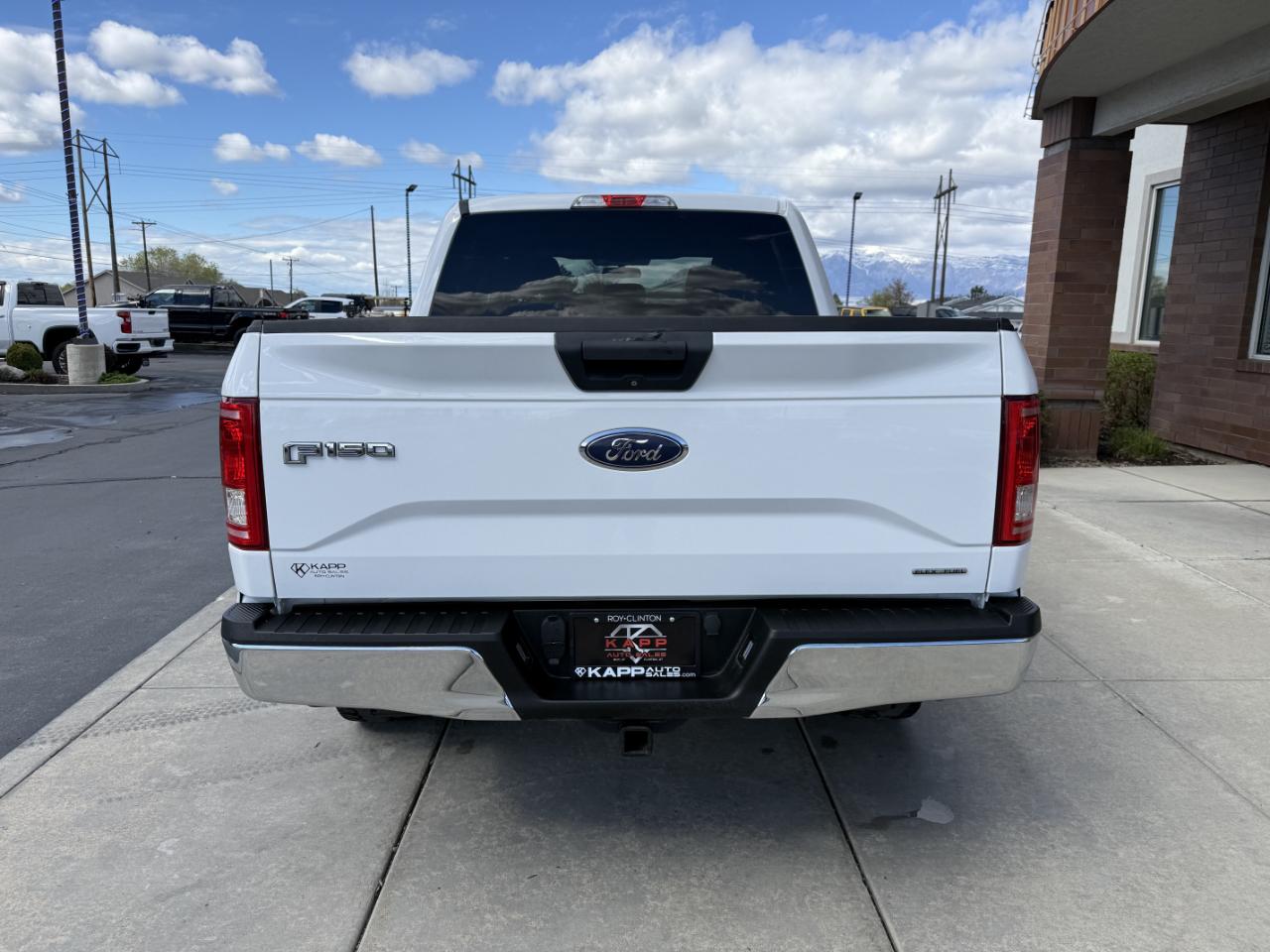 Ford F-150 4WD SuperCrew 145" XLT 2015