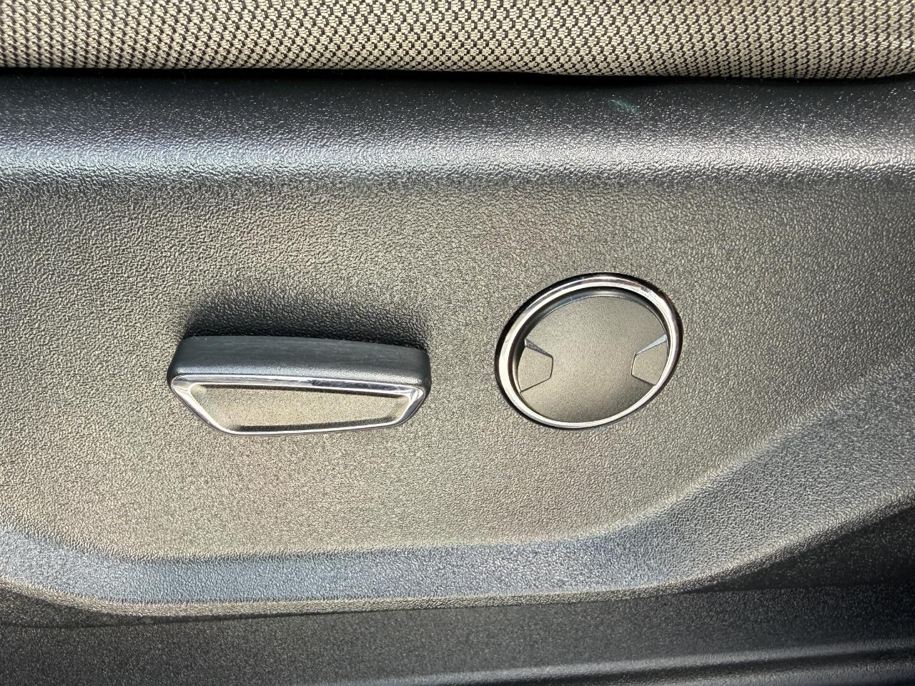 Ford F-150 4WD SuperCrew 145" XLT 2015