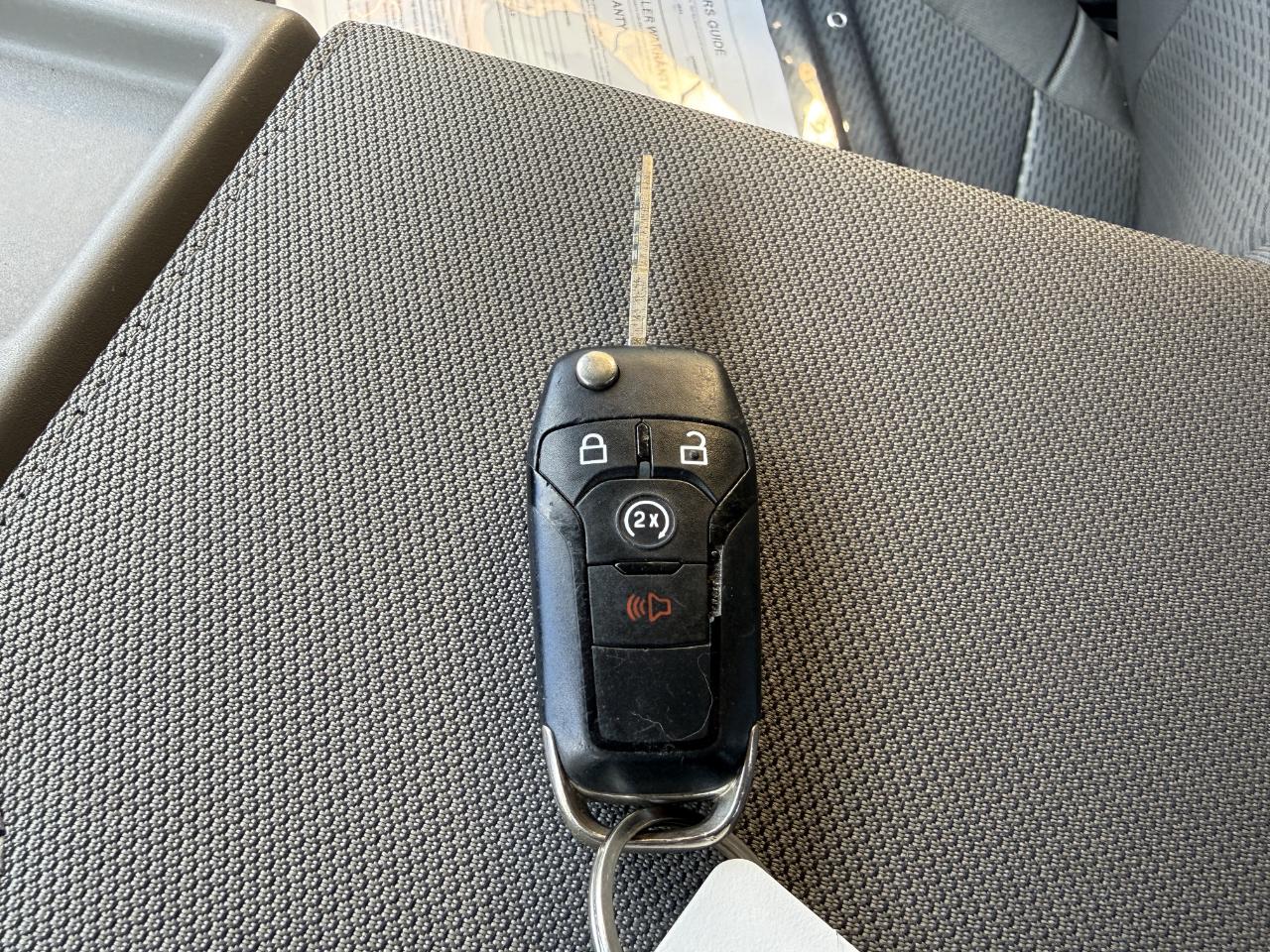 Ford F-150 4WD SuperCrew 145" XLT 2015