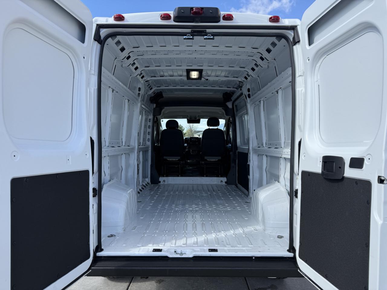 RAM ProMaster Cargo Van Tradesman 3500 High Roof 159" WB w/Pass Seat 2025