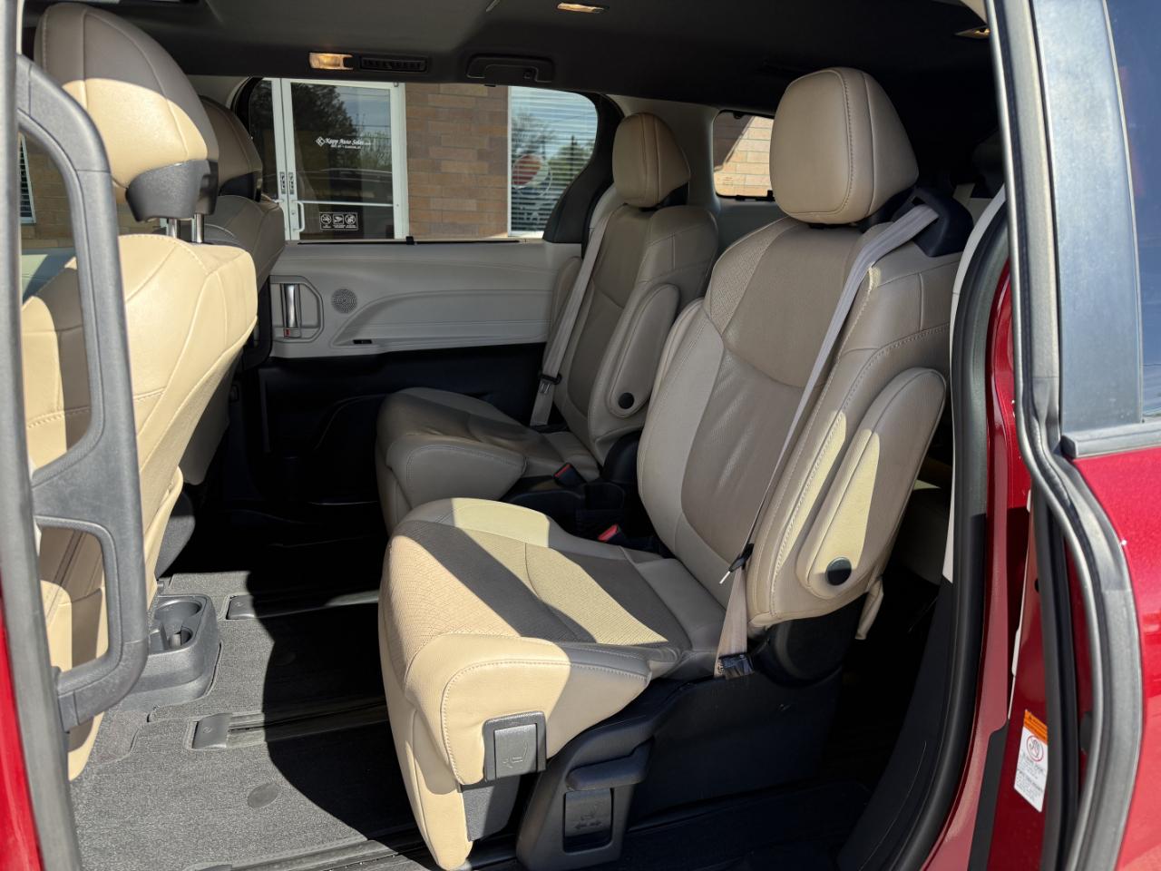 Toyota Sienna Limited FWD 7-Passenger (Natl) 2021