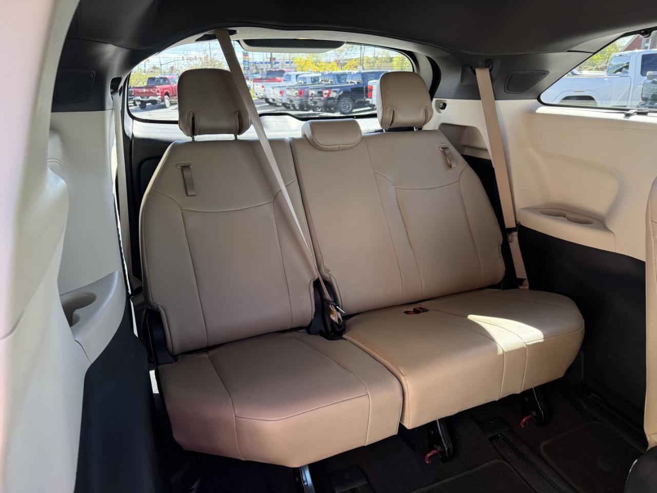 Toyota Sienna Limited FWD 7-Passenger (Natl) 2021