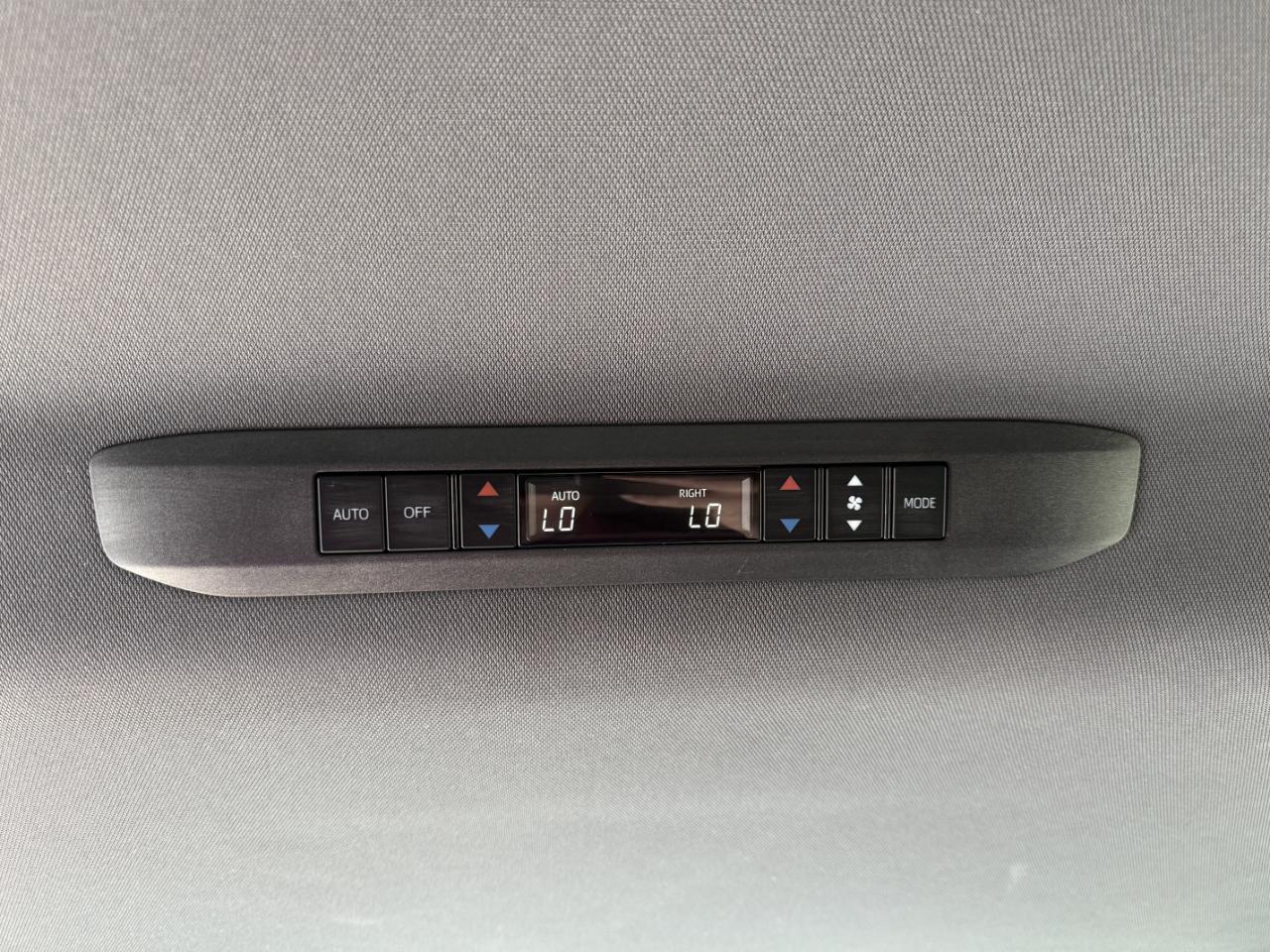 Toyota Sienna Limited FWD 7-Passenger (Natl) 2021