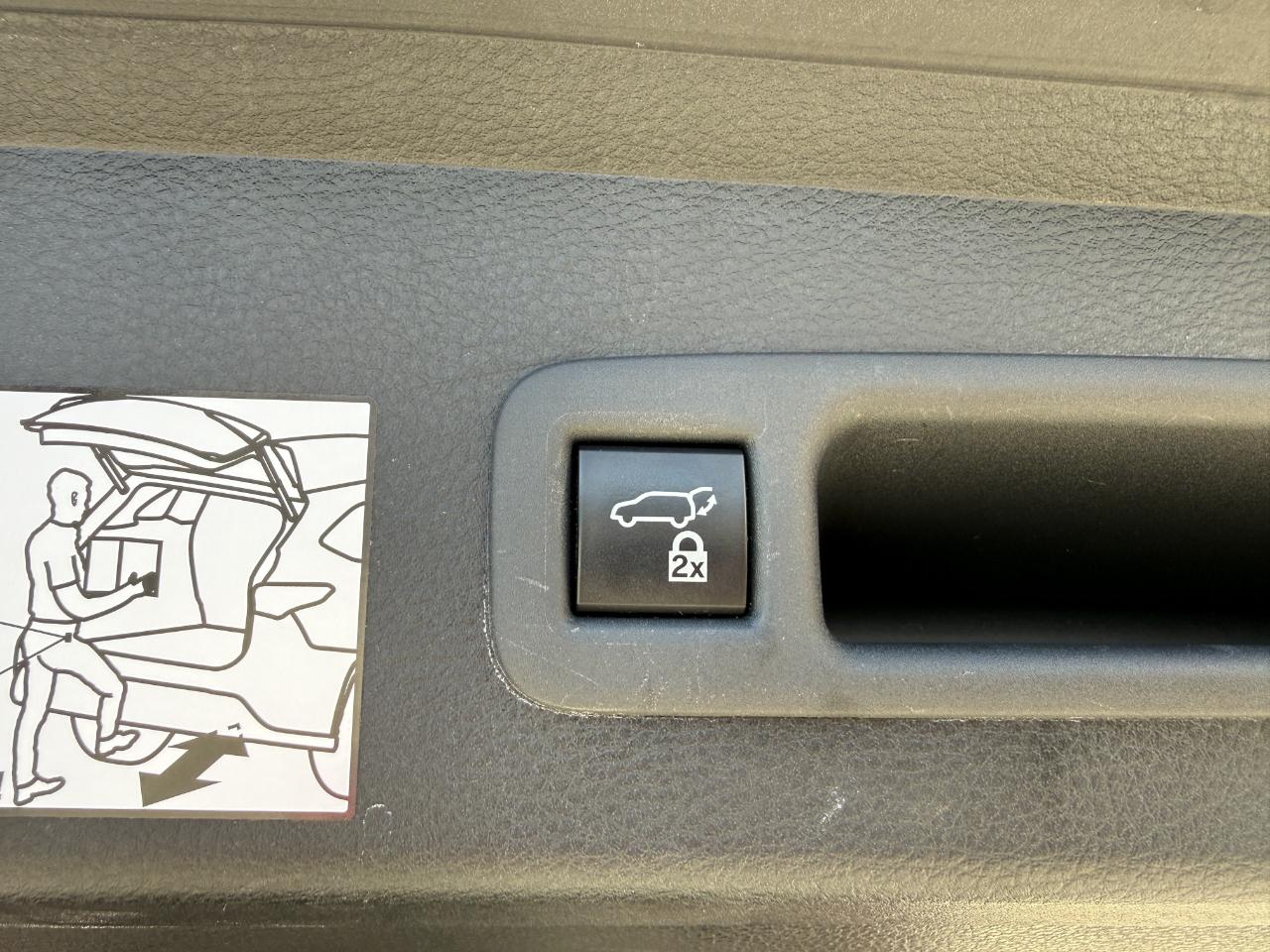 Toyota Sienna Limited FWD 7-Passenger (Natl) 2021