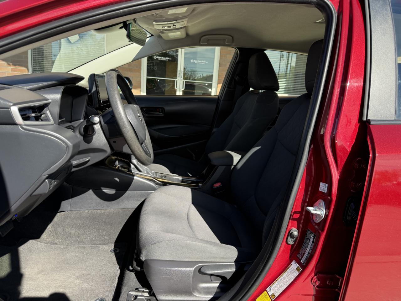 Toyota Corolla LE CVT (Natl) 2022