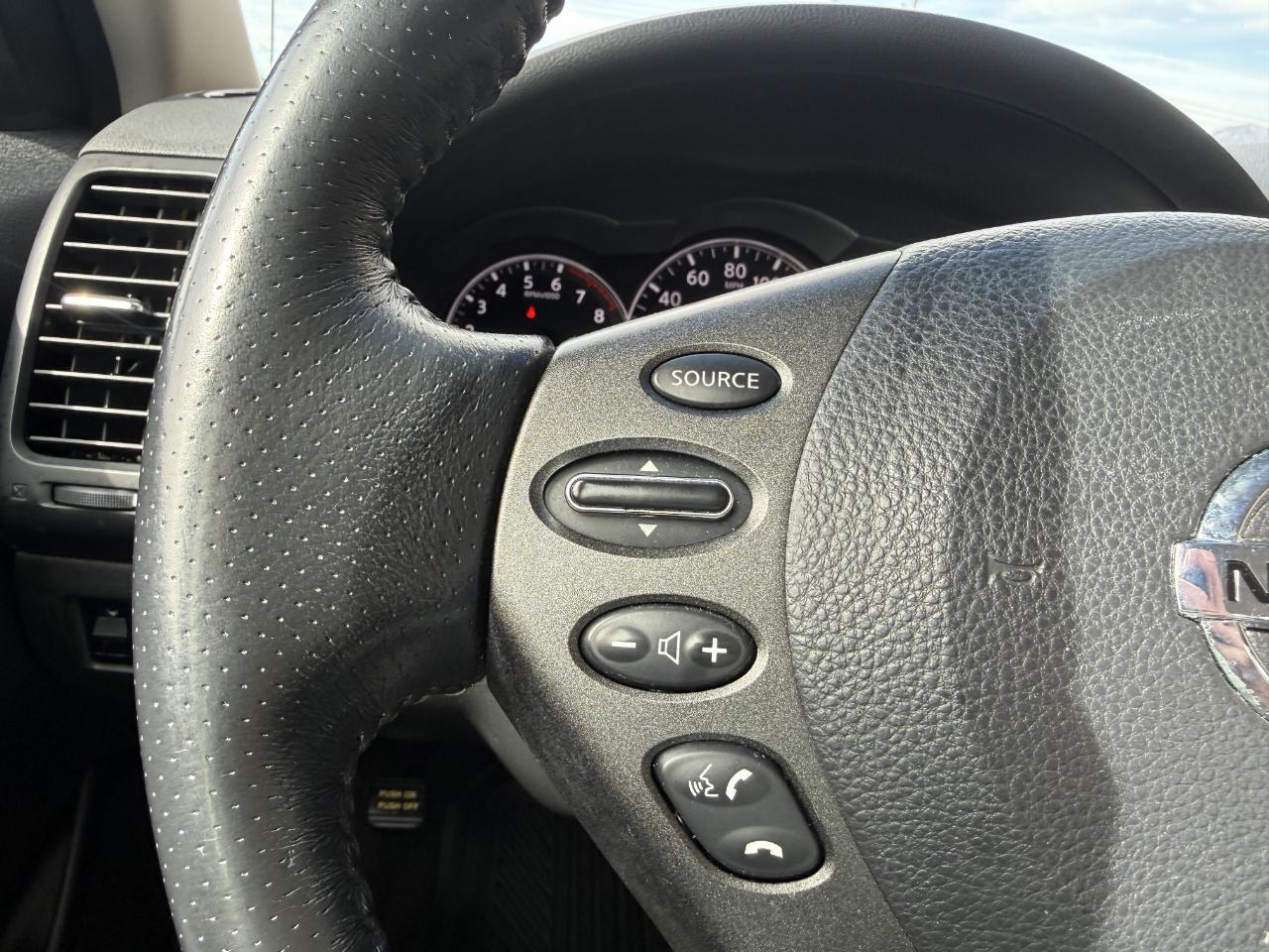 Nissan Altima 4dr Sdn I4 CVT 2.5 S 2012