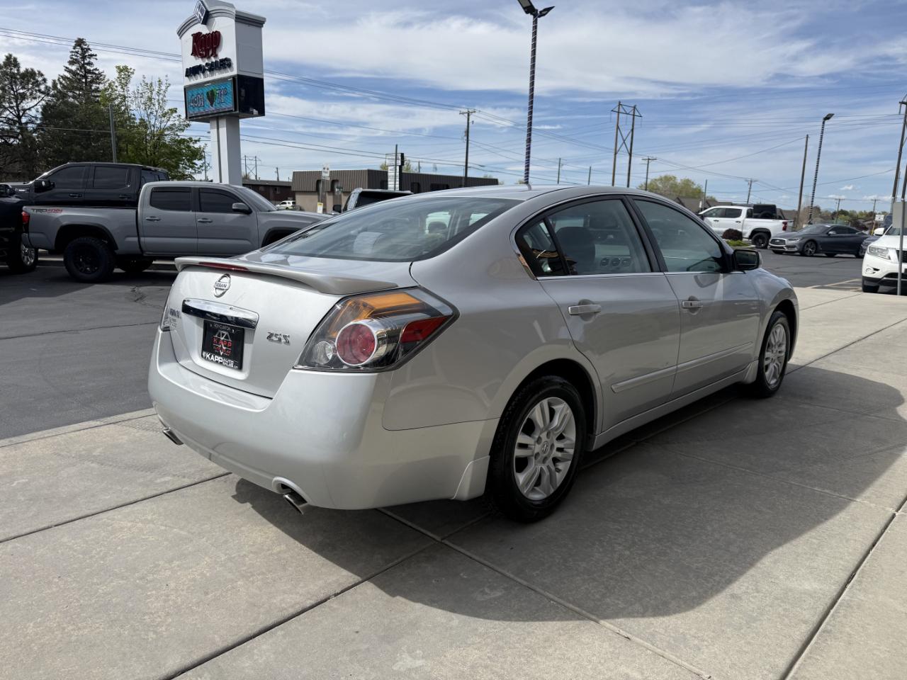 Nissan Altima 4dr Sdn I4 CVT 2.5 S 2012