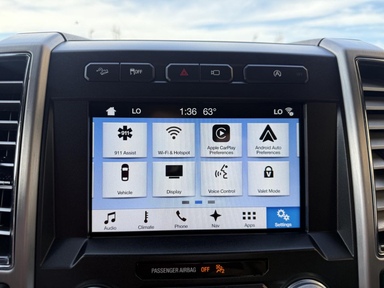 Ford F-150 Platinum 4WD SuperCrew 5.5' Box 2018