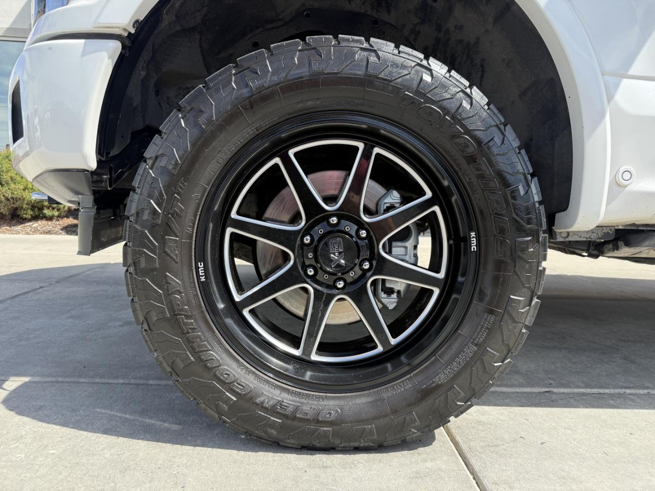 Ford F-150 Platinum 4WD SuperCrew 5.5' Box 2018