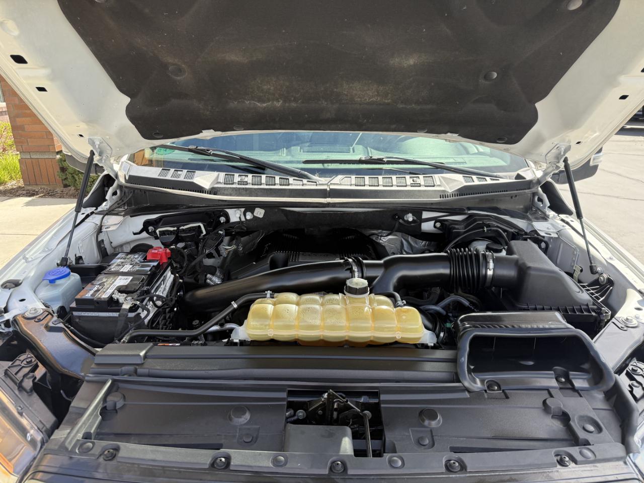 Ford F-150 Platinum 4WD SuperCrew 5.5' Box 2018