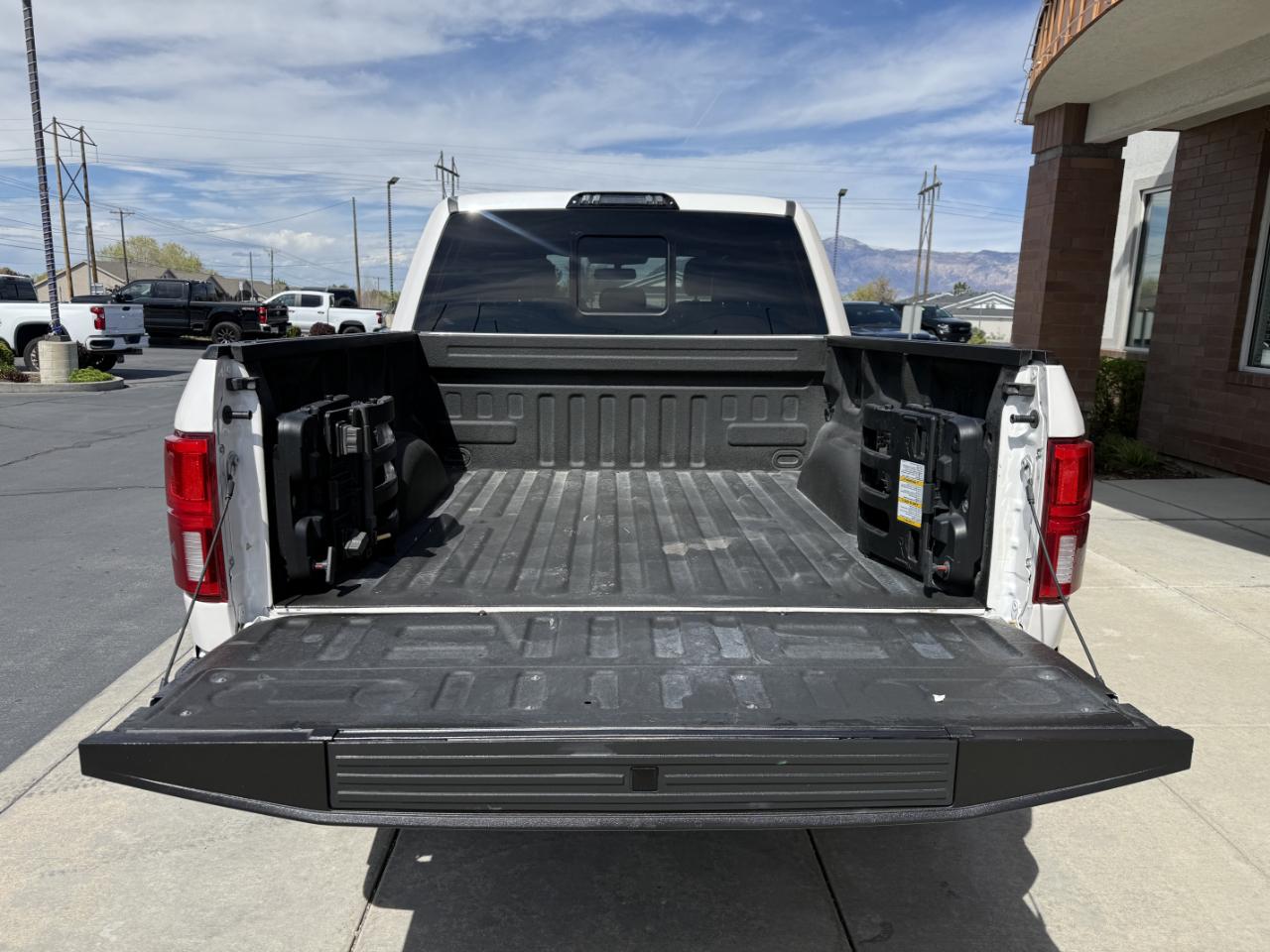 Ford F-150 Platinum 4WD SuperCrew 5.5' Box 2018