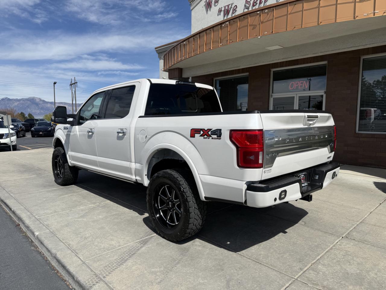 Ford F-150 Platinum 4WD SuperCrew 5.5' Box 2018