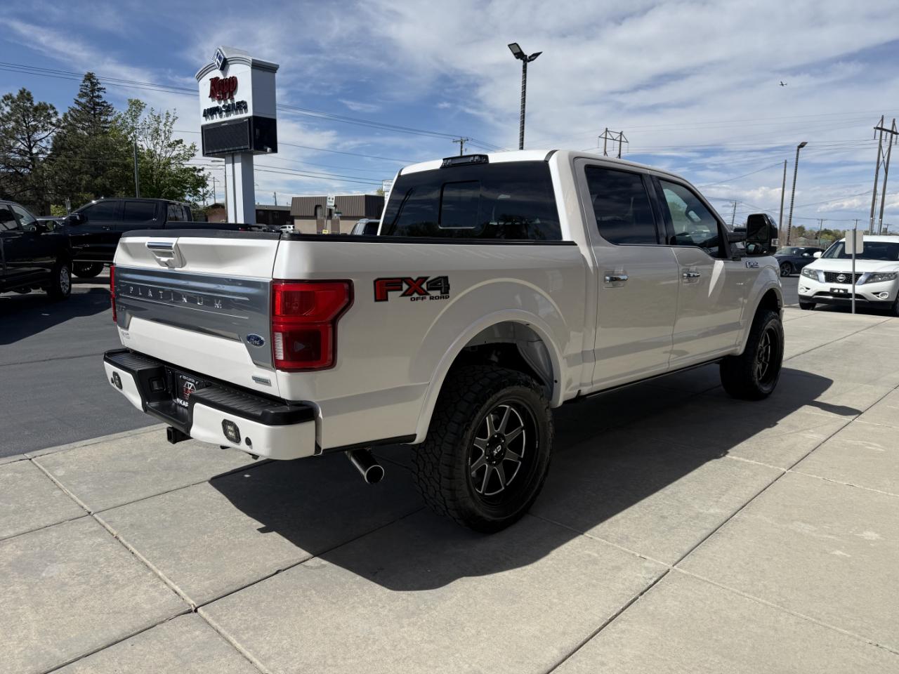 Ford F-150 Platinum 4WD SuperCrew 5.5' Box 2018