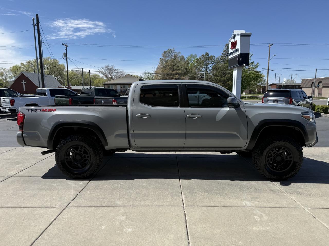 Toyota Tacoma TRD Off Road Double Cab 6' Bed V6 4x4 AT (Natl) 2018