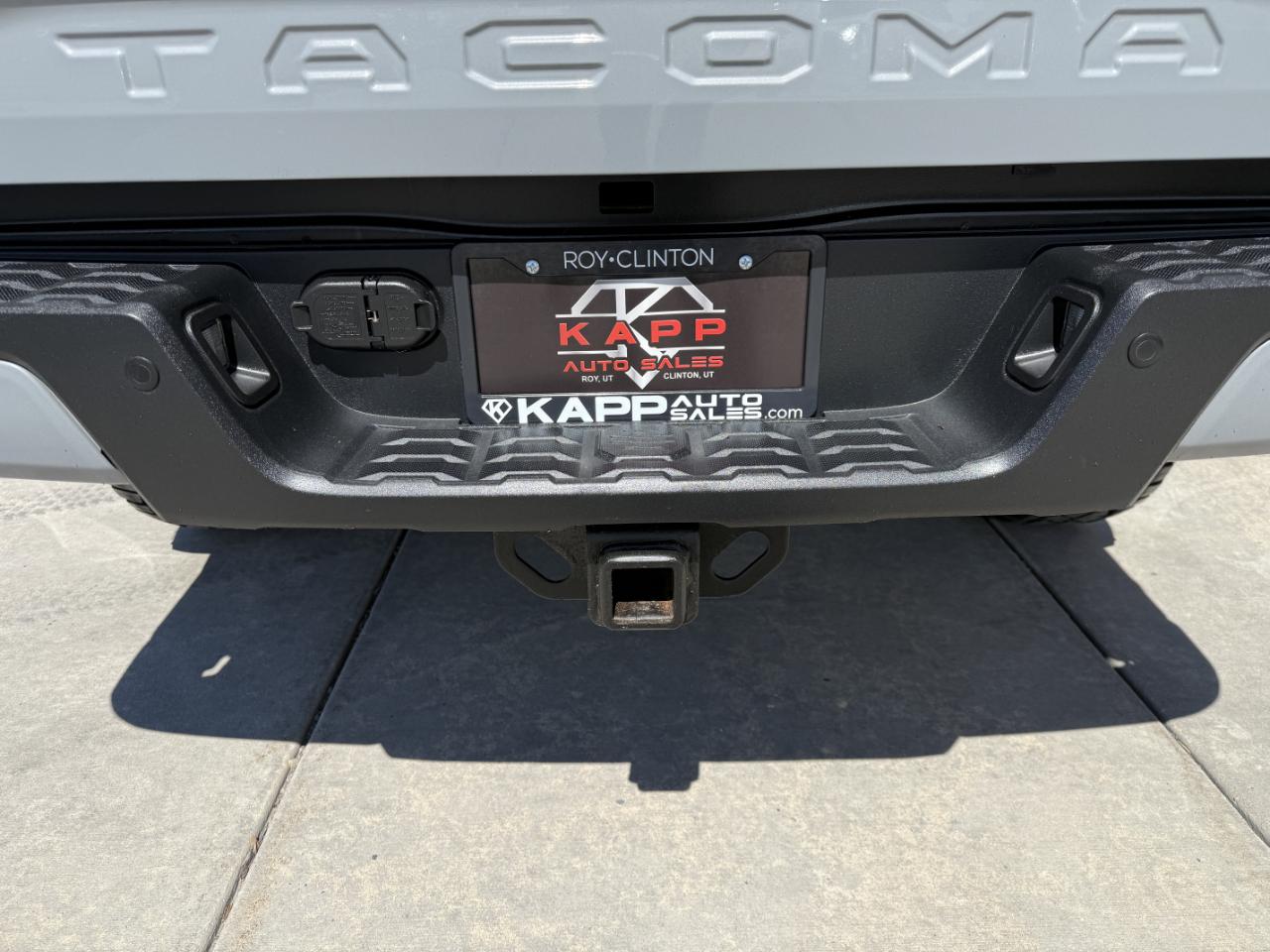 Toyota Tacoma TRD Off Road Double Cab 6' Bed V6 4x4 AT (Natl) 2018