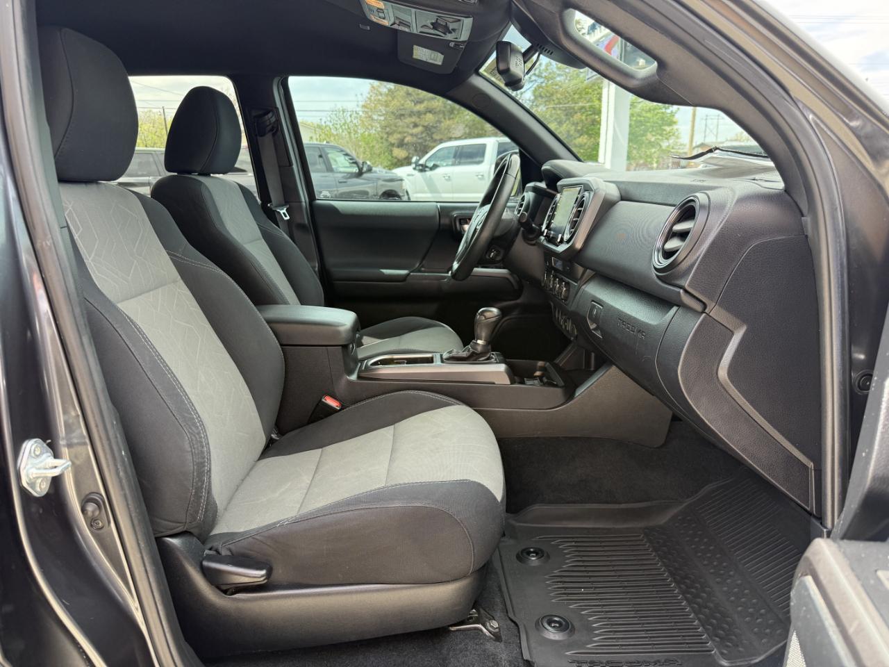 Toyota Tacoma 4WD TRD Off Road Double Cab 6' Bed V6 AT (Natl) 2021