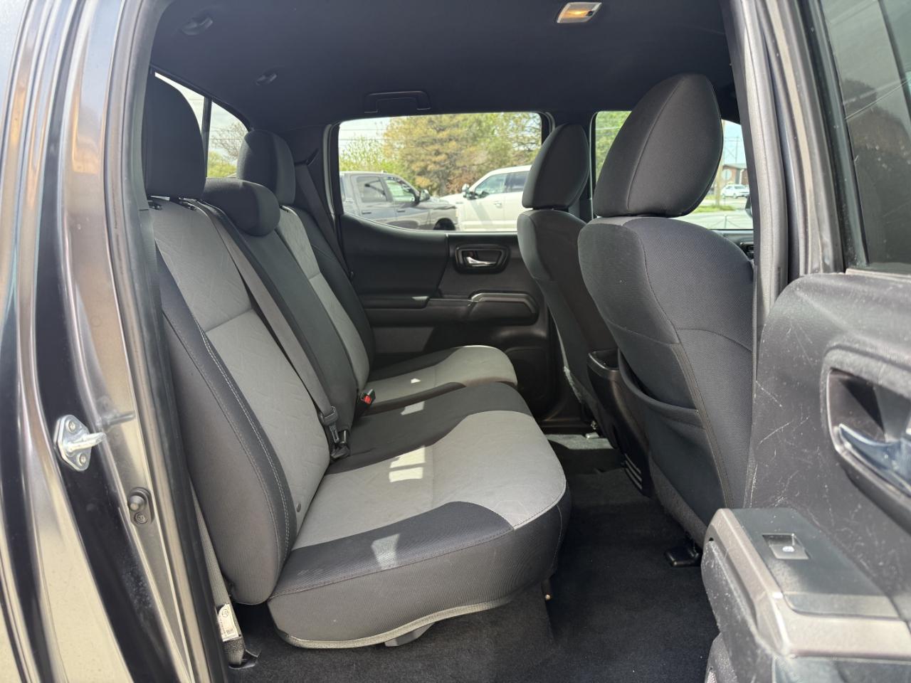 Toyota Tacoma 4WD TRD Off Road Double Cab 6' Bed V6 AT (Natl) 2021