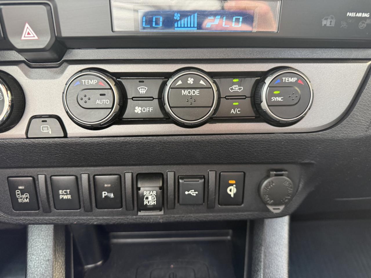 Toyota Tacoma 4WD TRD Off Road Double Cab 6' Bed V6 AT (Natl) 2021