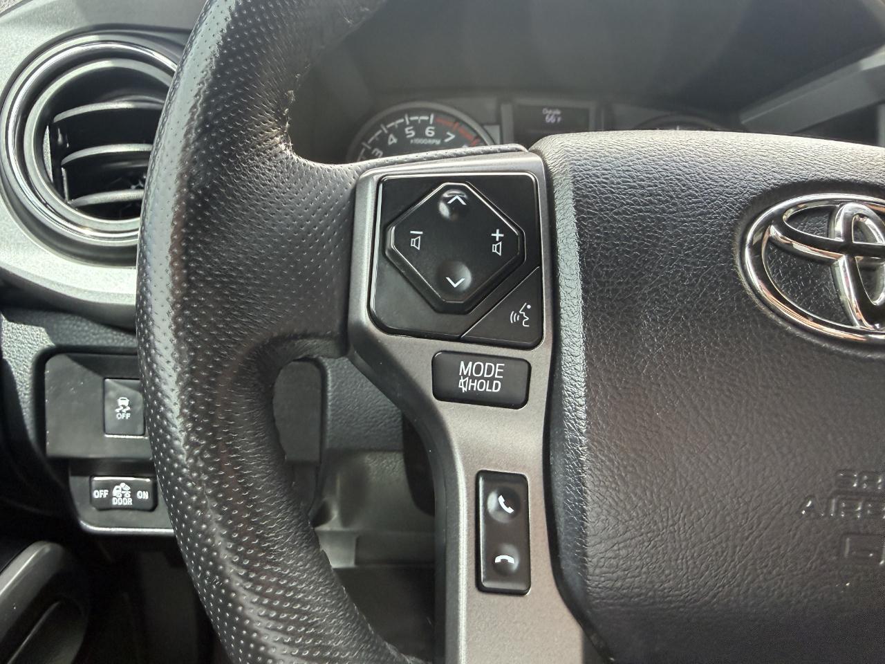 Toyota Tacoma 4WD TRD Off Road Double Cab 6' Bed V6 AT (Natl) 2021