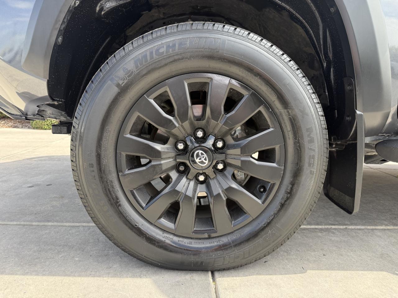 Toyota Tacoma 4WD TRD Off Road Double Cab 6' Bed V6 AT (Natl) 2021