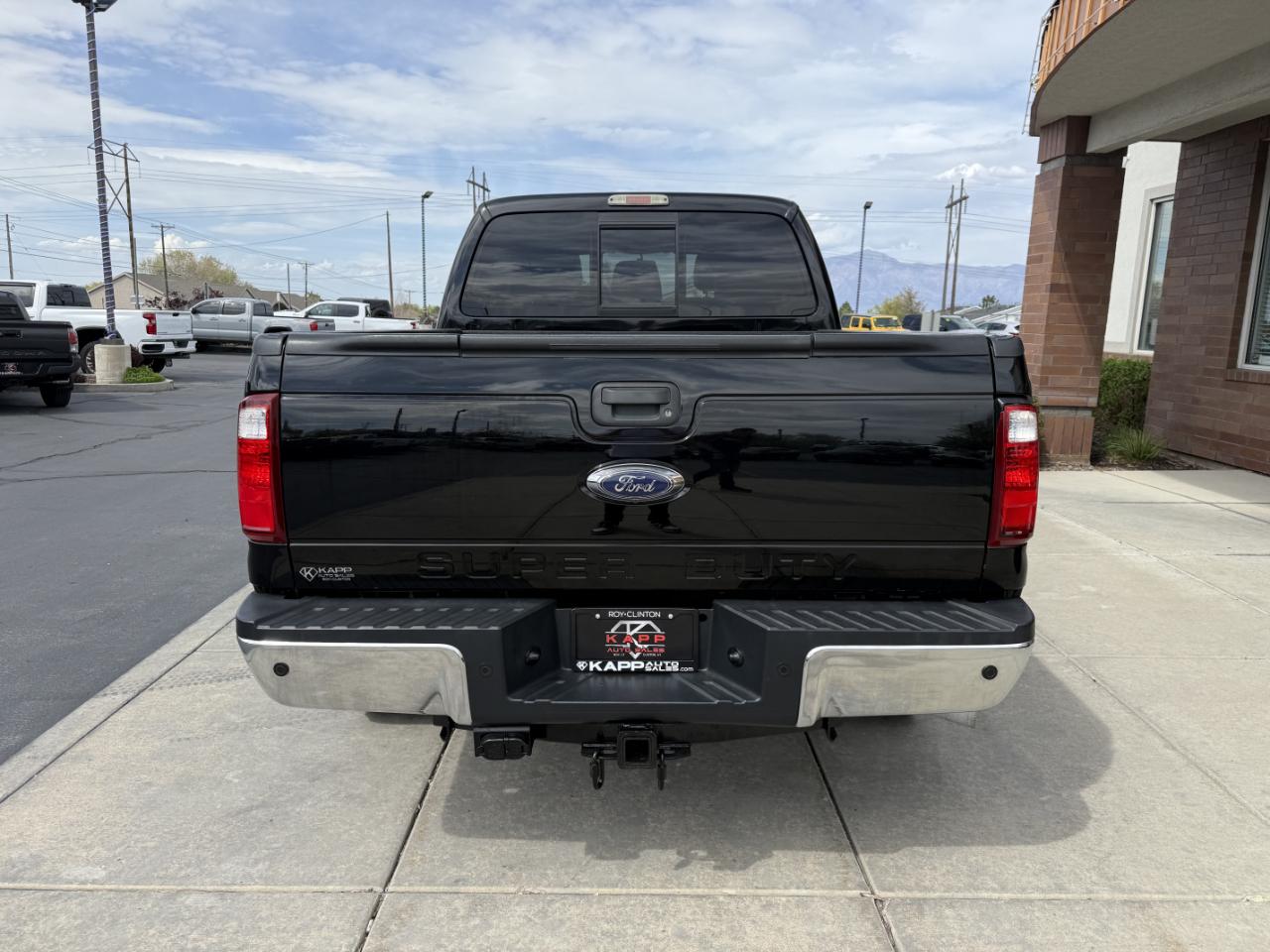 Ford Super Duty F-250 SRW 4WD Crew Cab 156" Lariat 2016