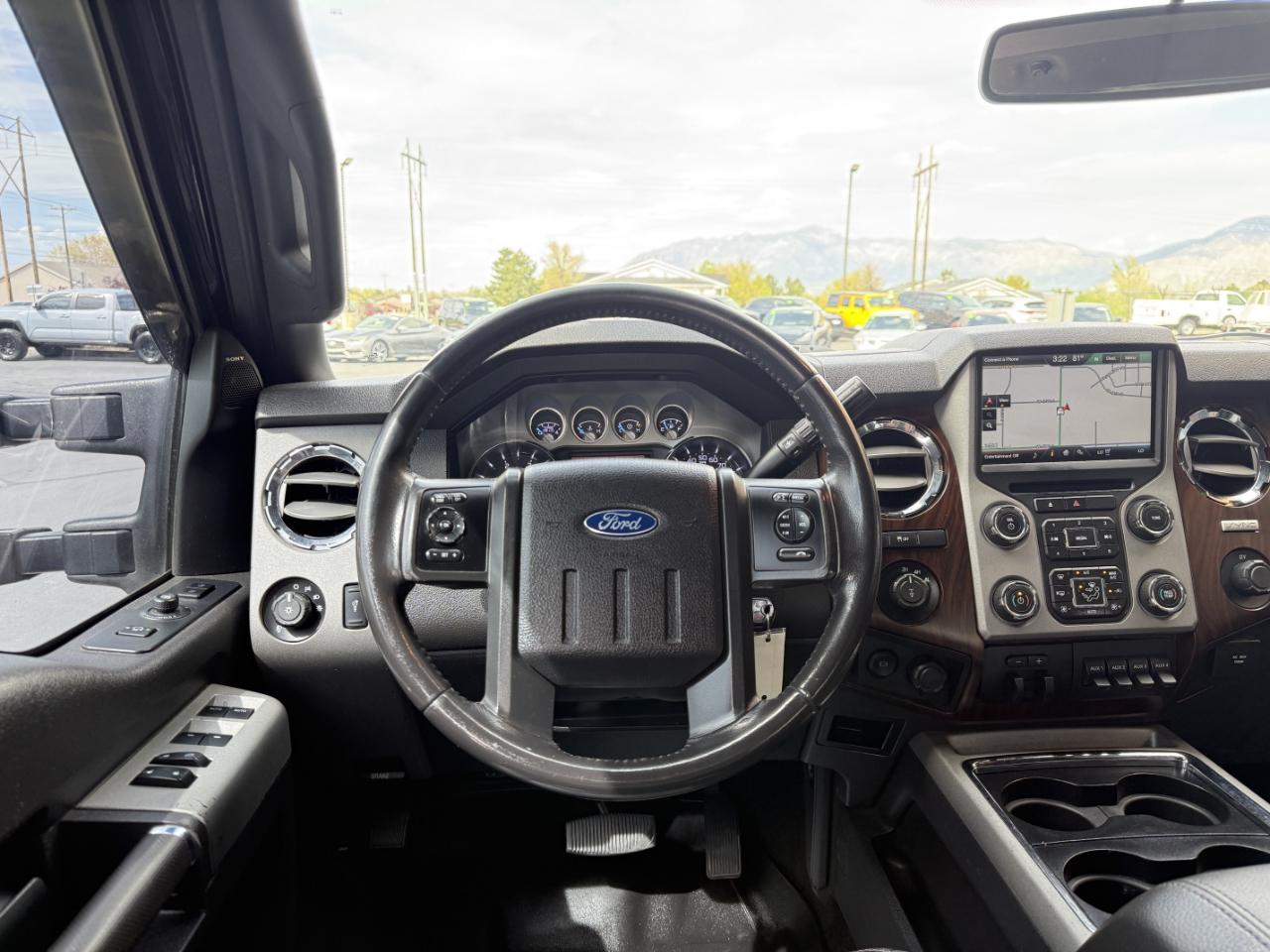 Ford Super Duty F-250 SRW 4WD Crew Cab 156" Lariat 2016